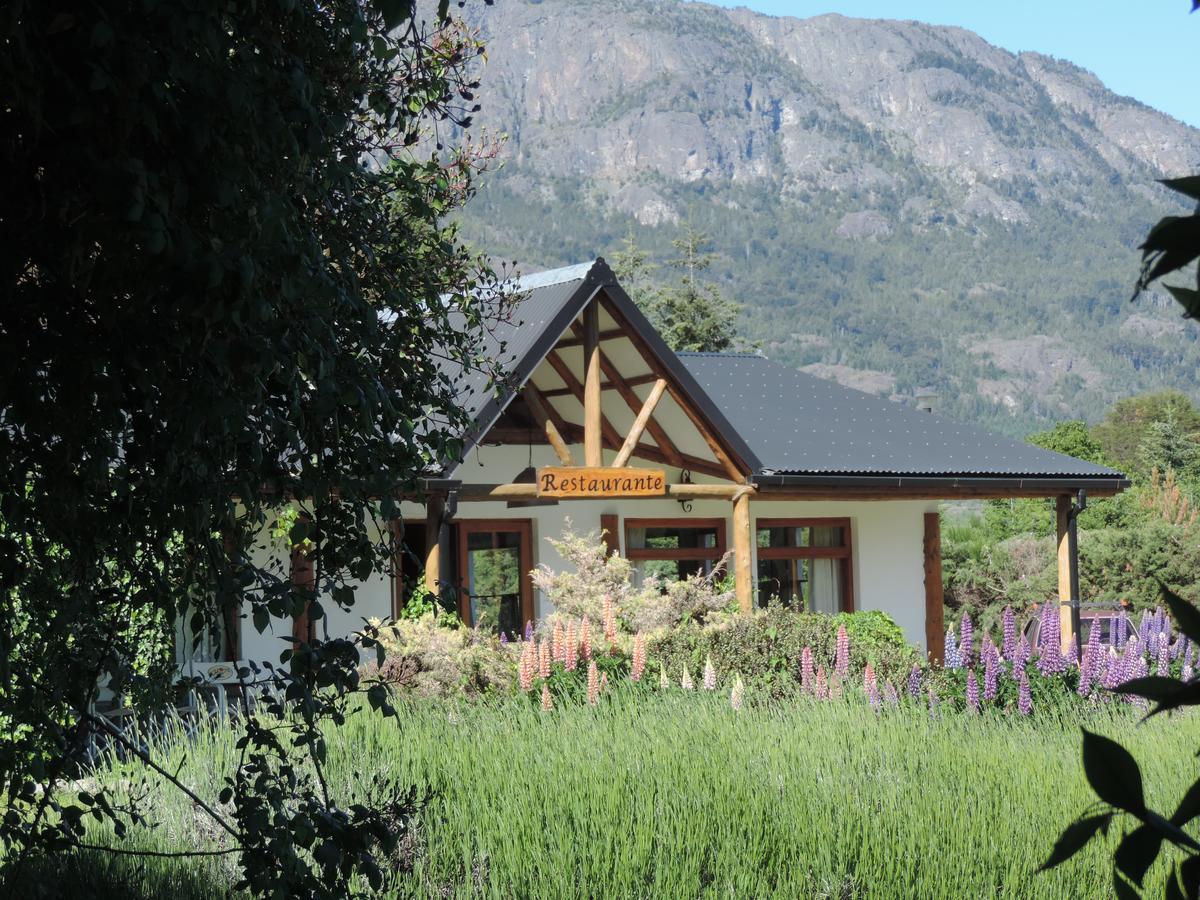Hosteria El Hoyo Hoyo de Epuyén Εξωτερικό φωτογραφία