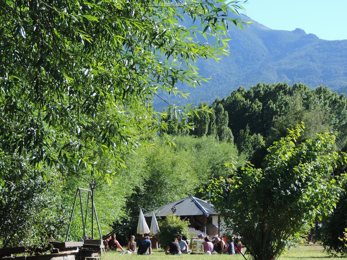 Hosteria El Hoyo Hoyo de Epuyén Εξωτερικό φωτογραφία
